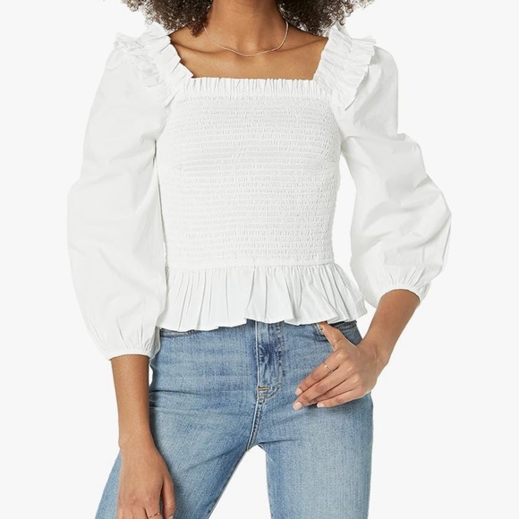 Chic White Ruffled Blouse - Picture 1 of 6